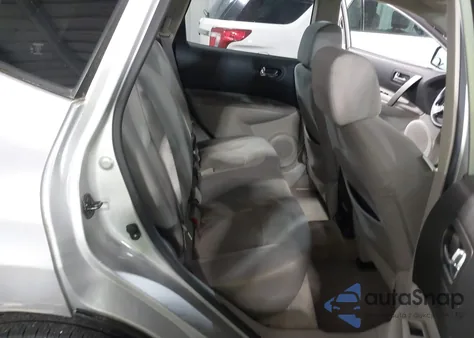 2013 Nissan Rogue S z USA, uszkodzony, nr VIN JN8AS5MV2DW600379